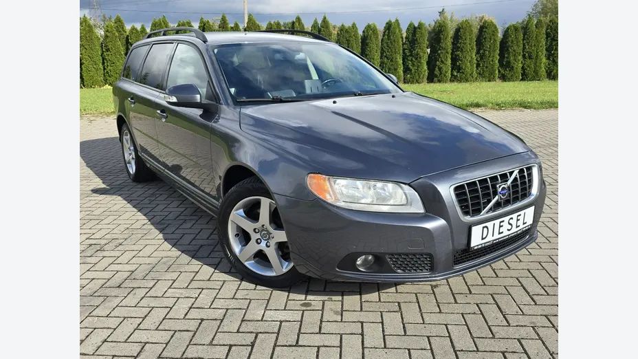 VOLVO V70 -