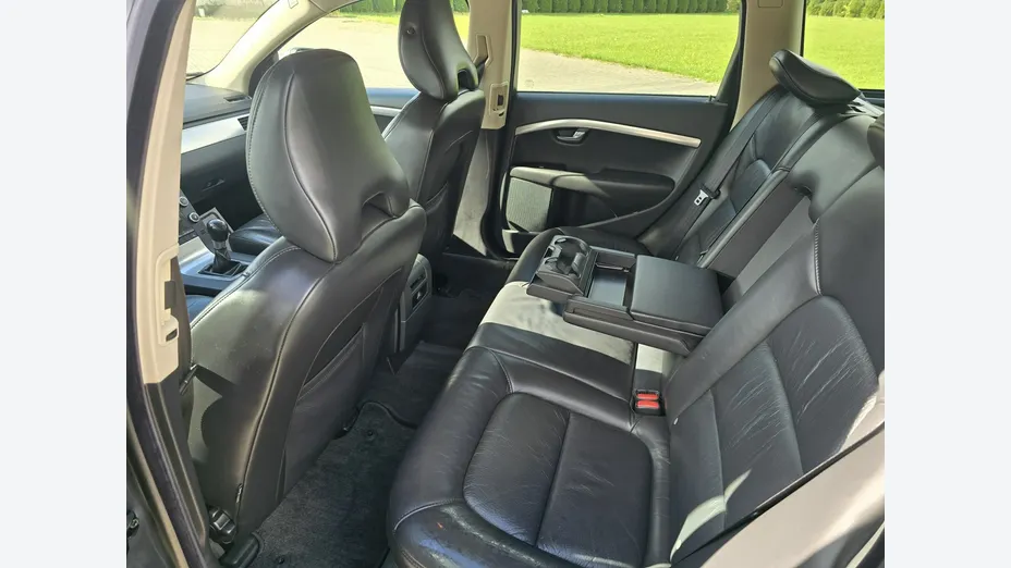 VOLVO V70 -
