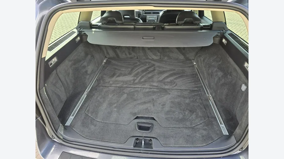 VOLVO V70 -