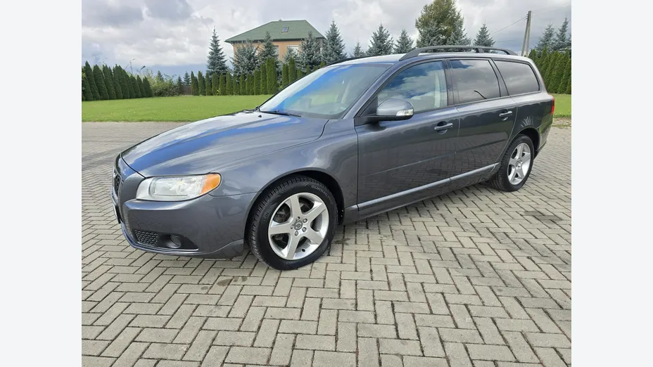VOLVO V70 -