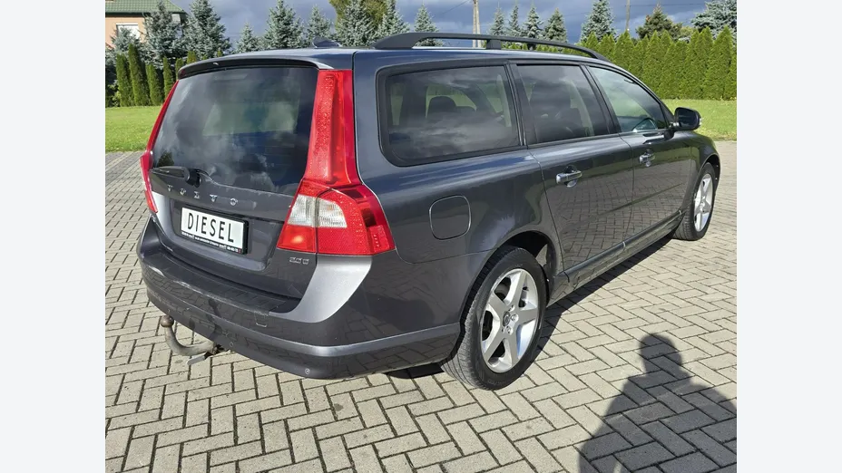 VOLVO V70 -