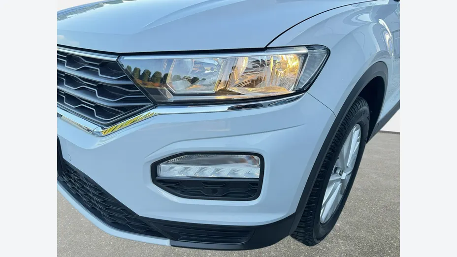 VOLKSWAGEN T-ROC -