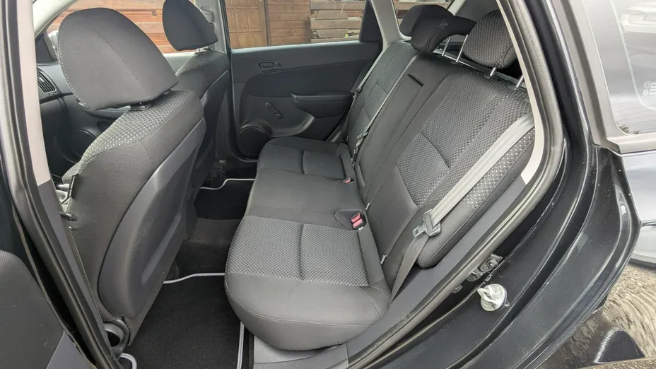HYUNDAI i30 -