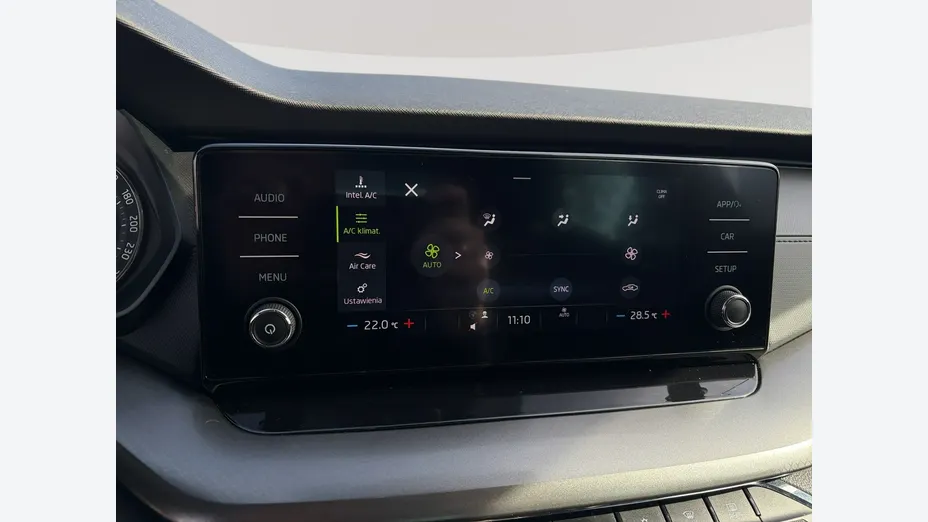 SKODA Octavia -
