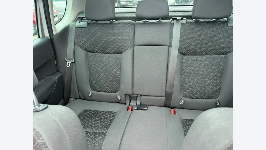 PEUGEOT 3008 -