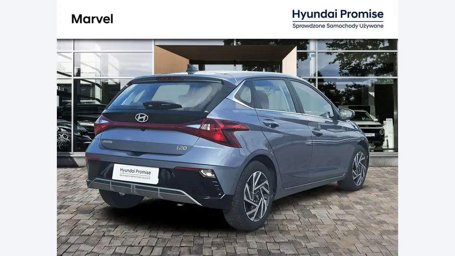 HYUNDAI i20 -