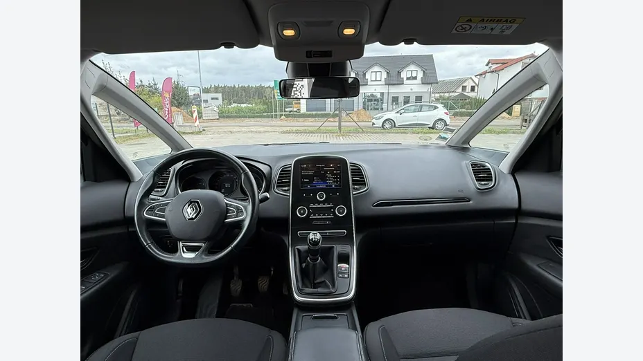 RENAULT Scenic -