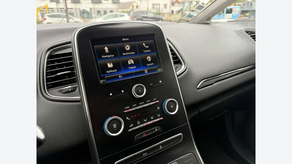 RENAULT Scenic -