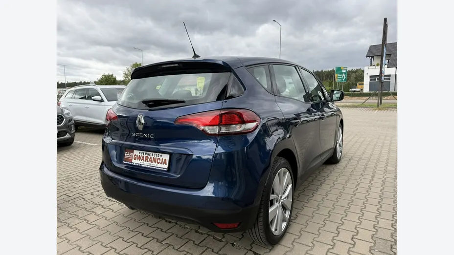 RENAULT Scenic -