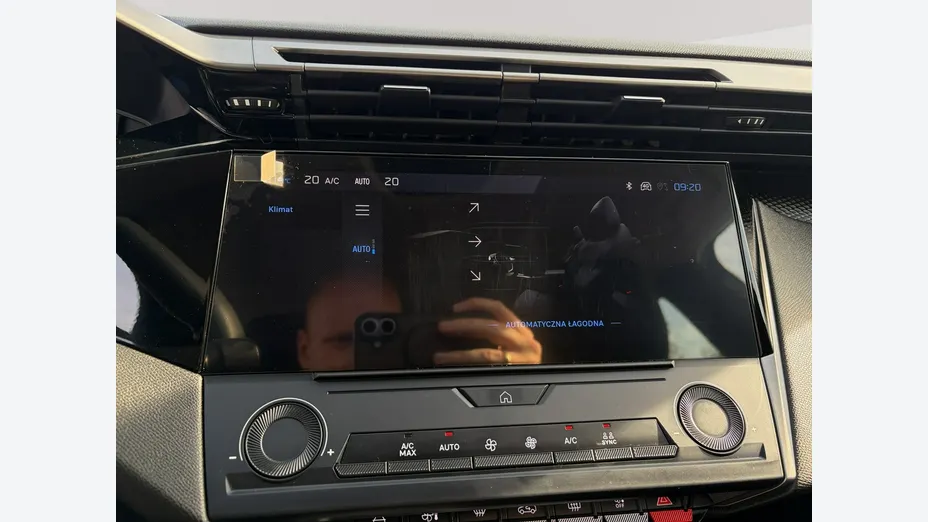 PEUGEOT 308 -