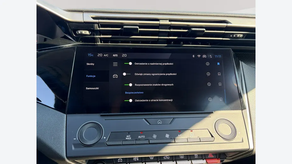 PEUGEOT 308 -