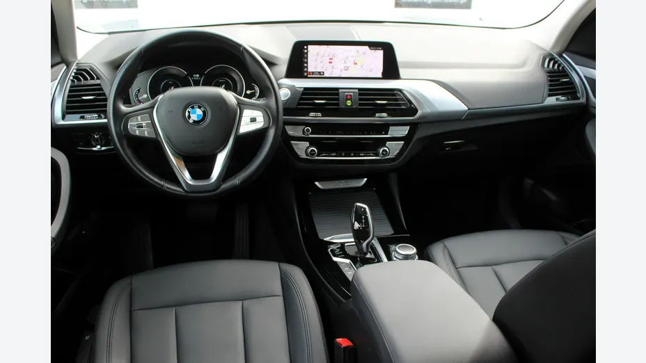 BMW X3 -