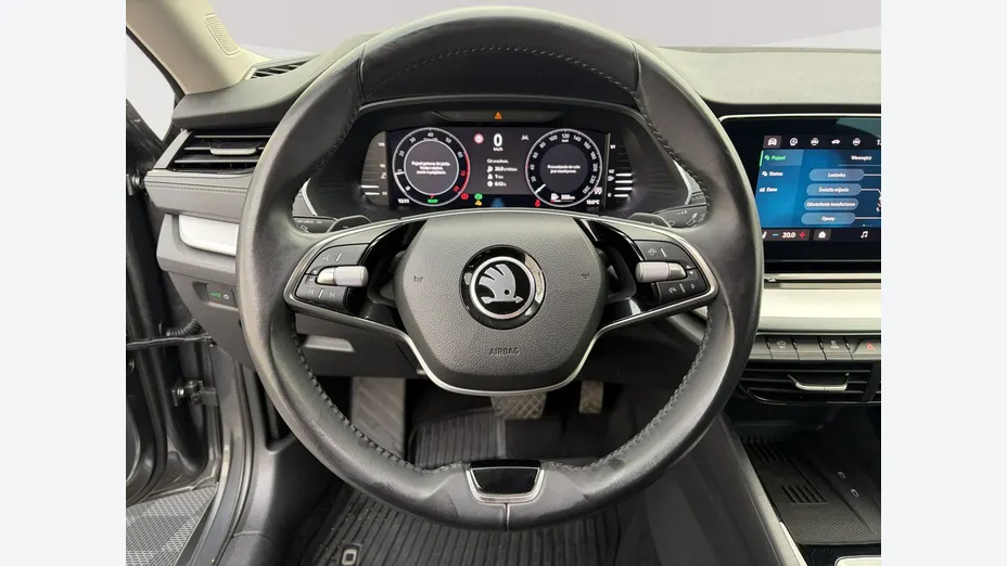 SKODA Octavia -