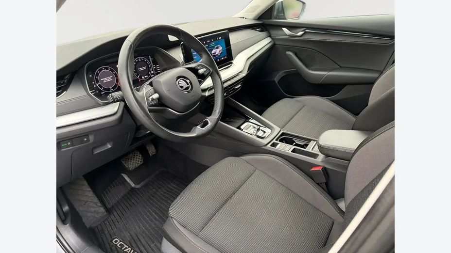 SKODA Octavia -