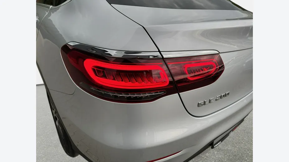 MERCEDES-BENZ GLC -