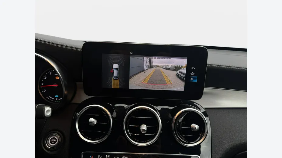 MERCEDES-BENZ GLC -