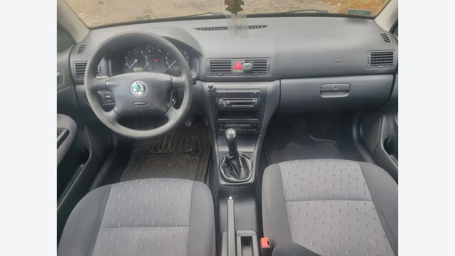 SKODA Octavia -