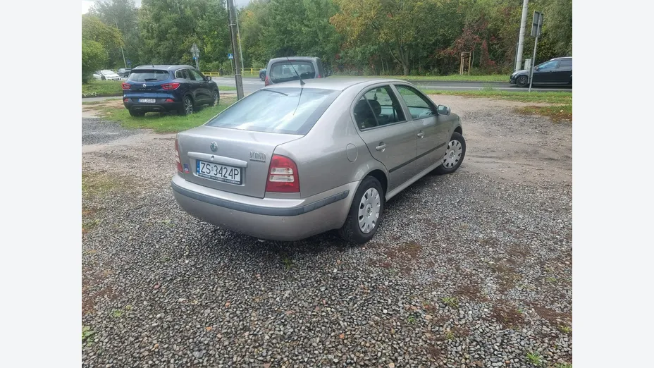 SKODA Octavia -