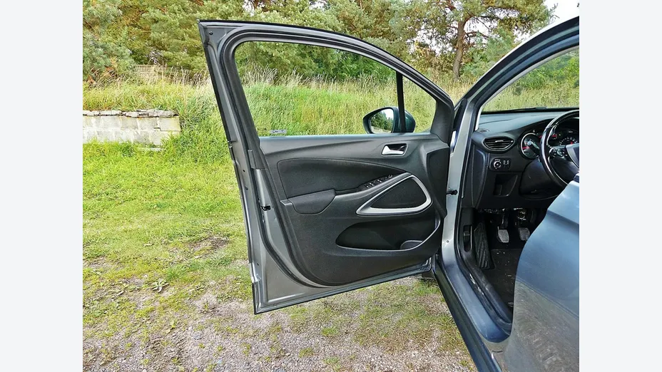OPEL Crossland X -