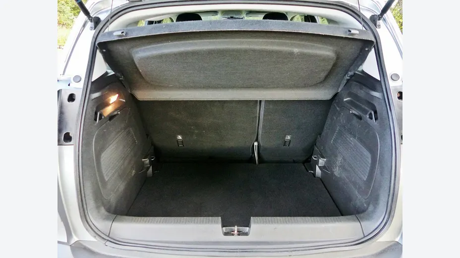 OPEL Crossland X -