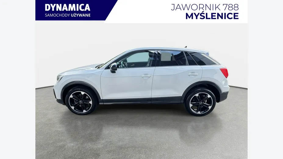 AUDI Q2 -