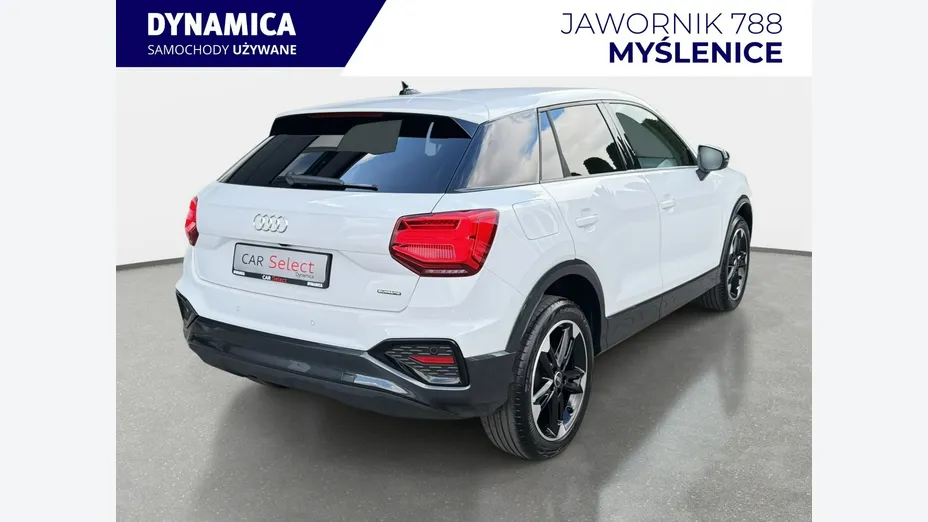AUDI Q2 -