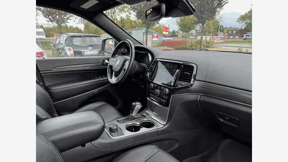 JEEP Grand Cherokee -