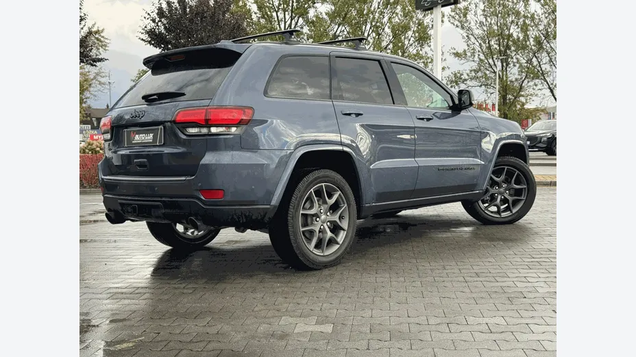 JEEP Grand Cherokee -