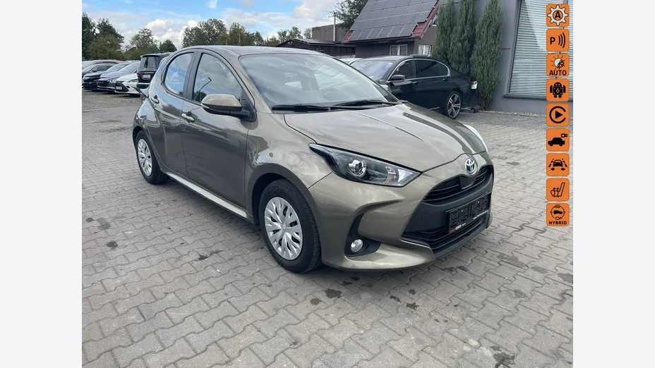 TOYOTA Yaris -