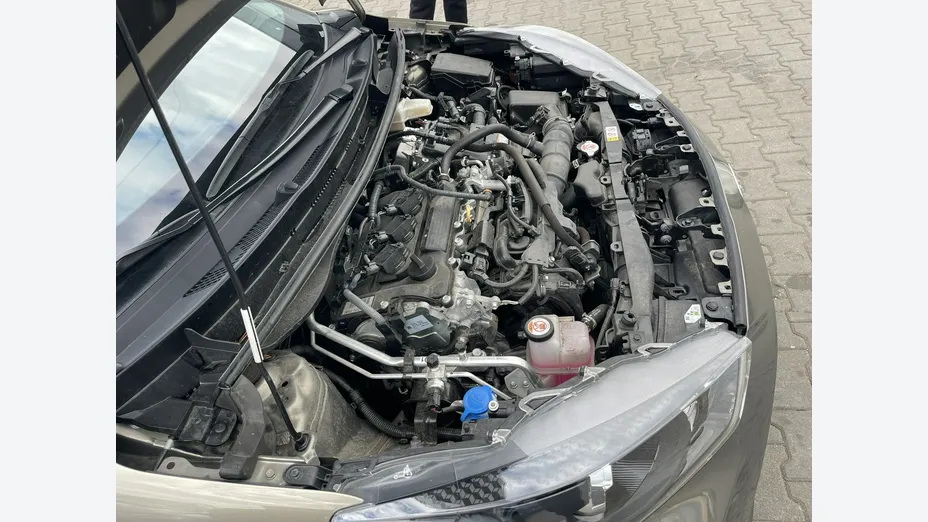 TOYOTA Yaris -