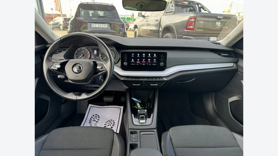 SKODA Octavia -