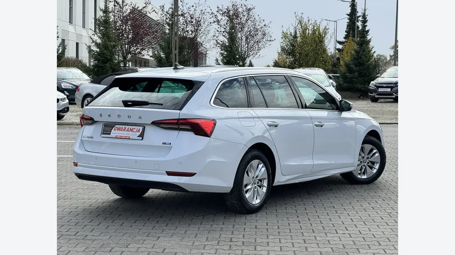 SKODA Octavia -