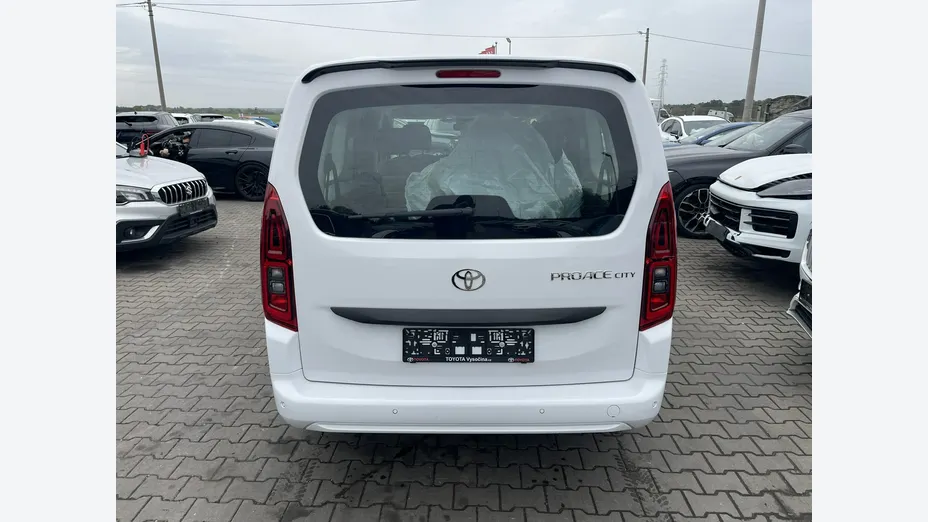 TOYOTA Proace City Verso -