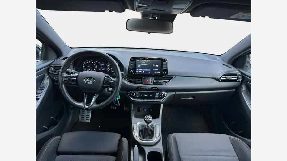 HYUNDAI i30 -