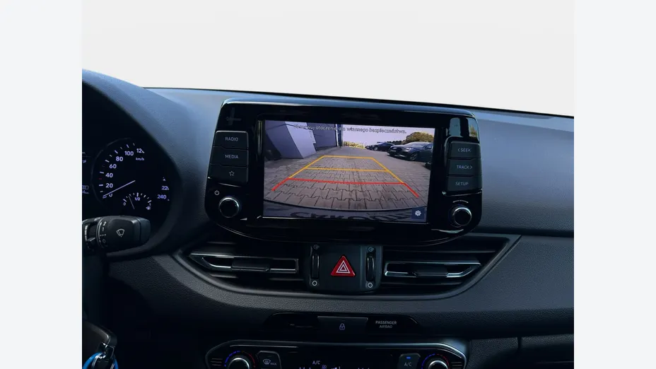 HYUNDAI i30 -