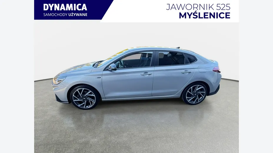 HYUNDAI i30 -
