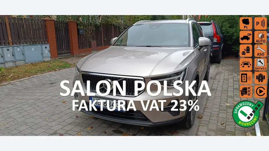 VOLVO XC40 -