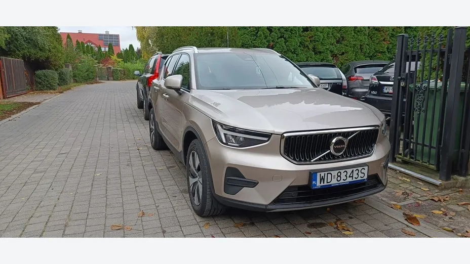VOLVO XC40 -