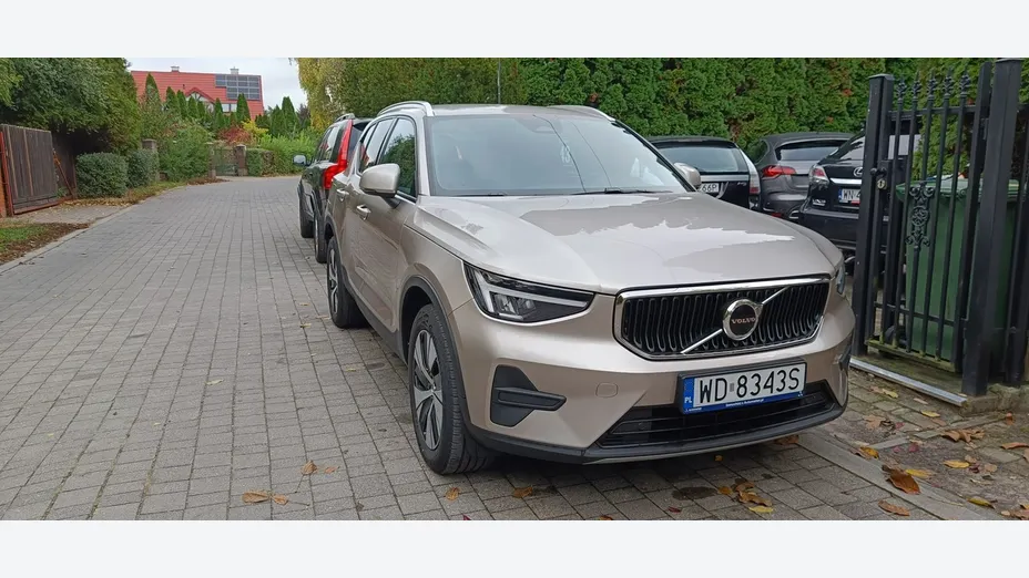 VOLVO XC40 -