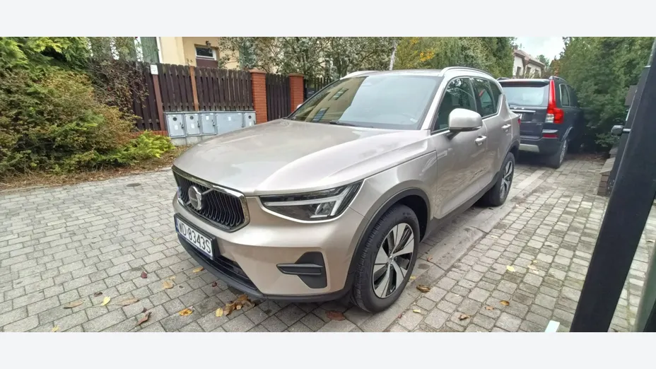 VOLVO XC40 -