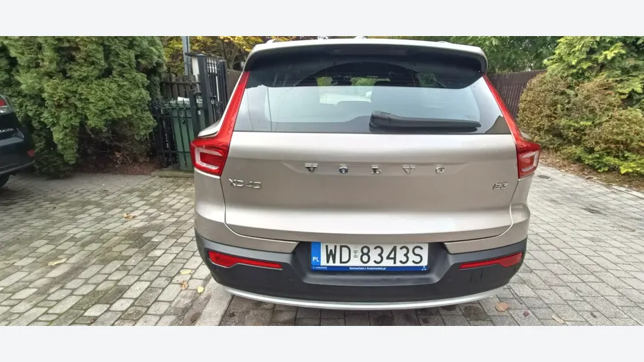 VOLVO XC40 -
