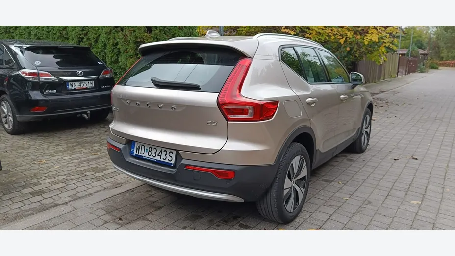 VOLVO XC40 -