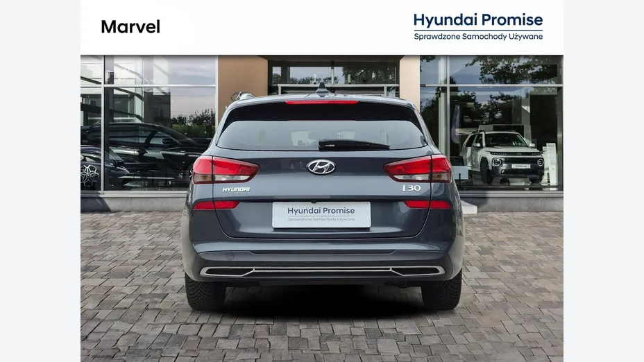 HYUNDAI i30 -