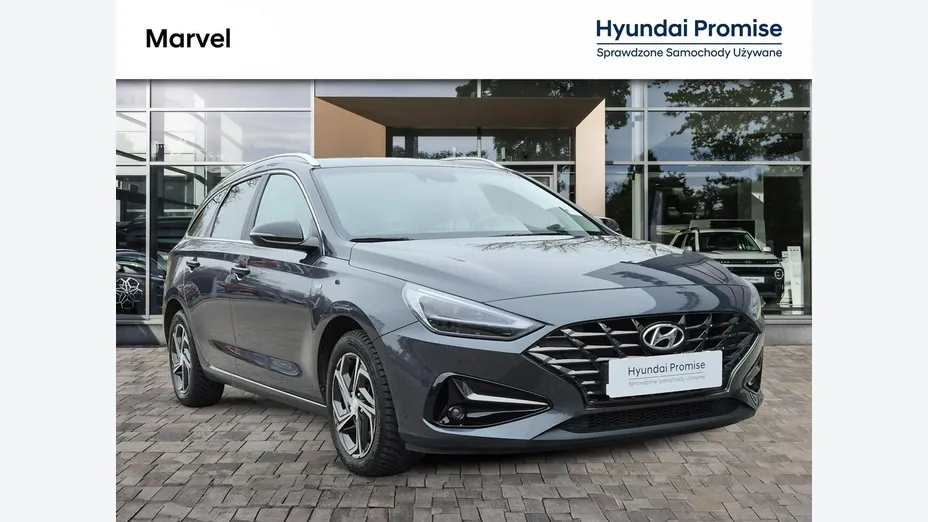 HYUNDAI i30 -