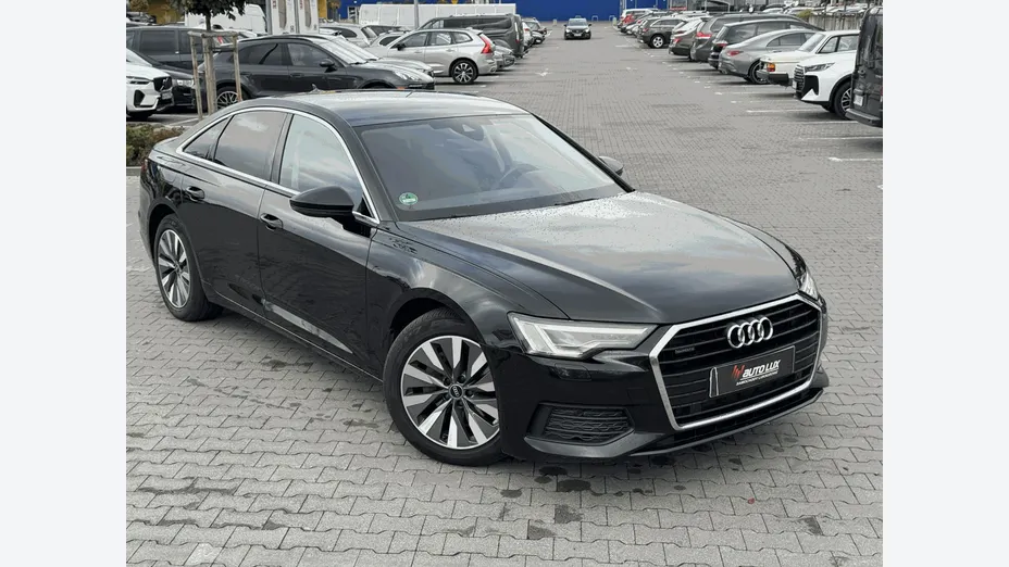AUDI A6 -