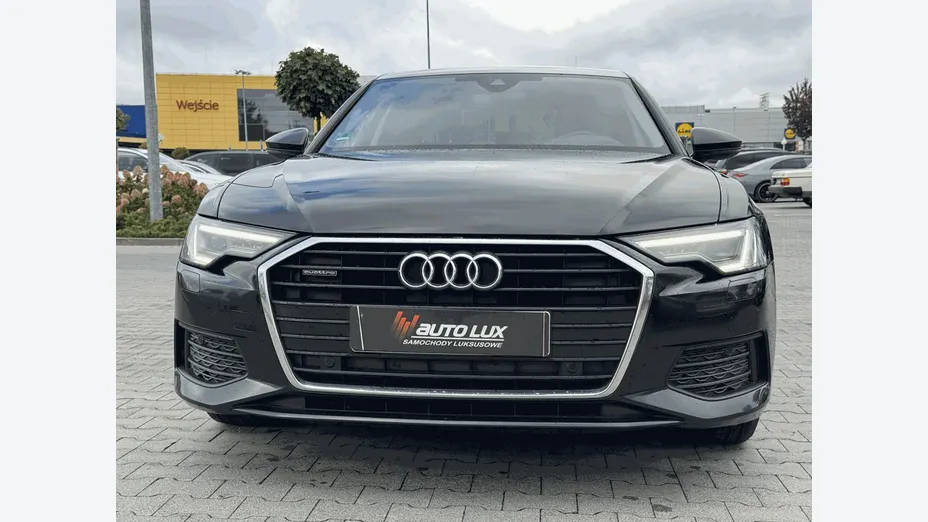 AUDI A6 -