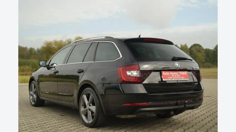 SKODA Octavia -