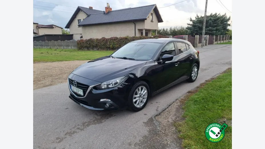 MAZDA 3 -