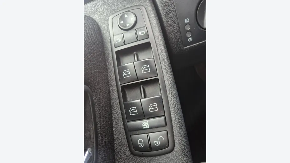 MERCEDES-BENZ B Klasa -