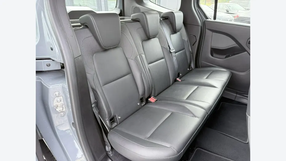 NISSAN Townstar -